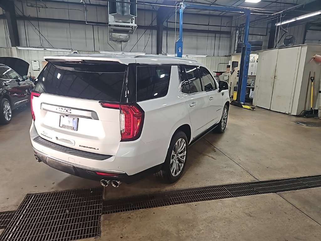 Used 2024 GMC Yukon Denali w/ Max Trailering Package image 7