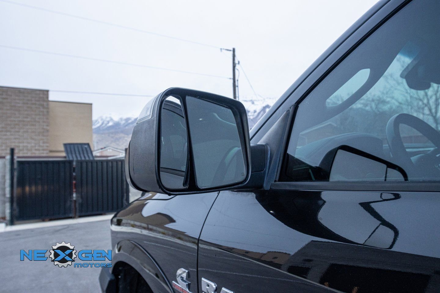 Used 2018 RAM 3500 Laramie w/ Sport Appearance Group image 43