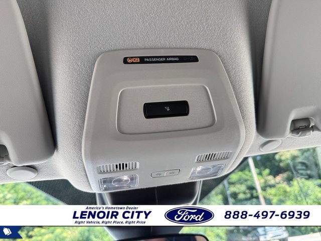 Used 2024 Ford E-Transit 148 High Roof RWD image 17