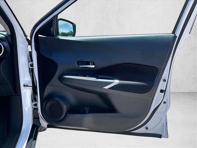 Used 2023 Nissan Kicks SV FWD image 18