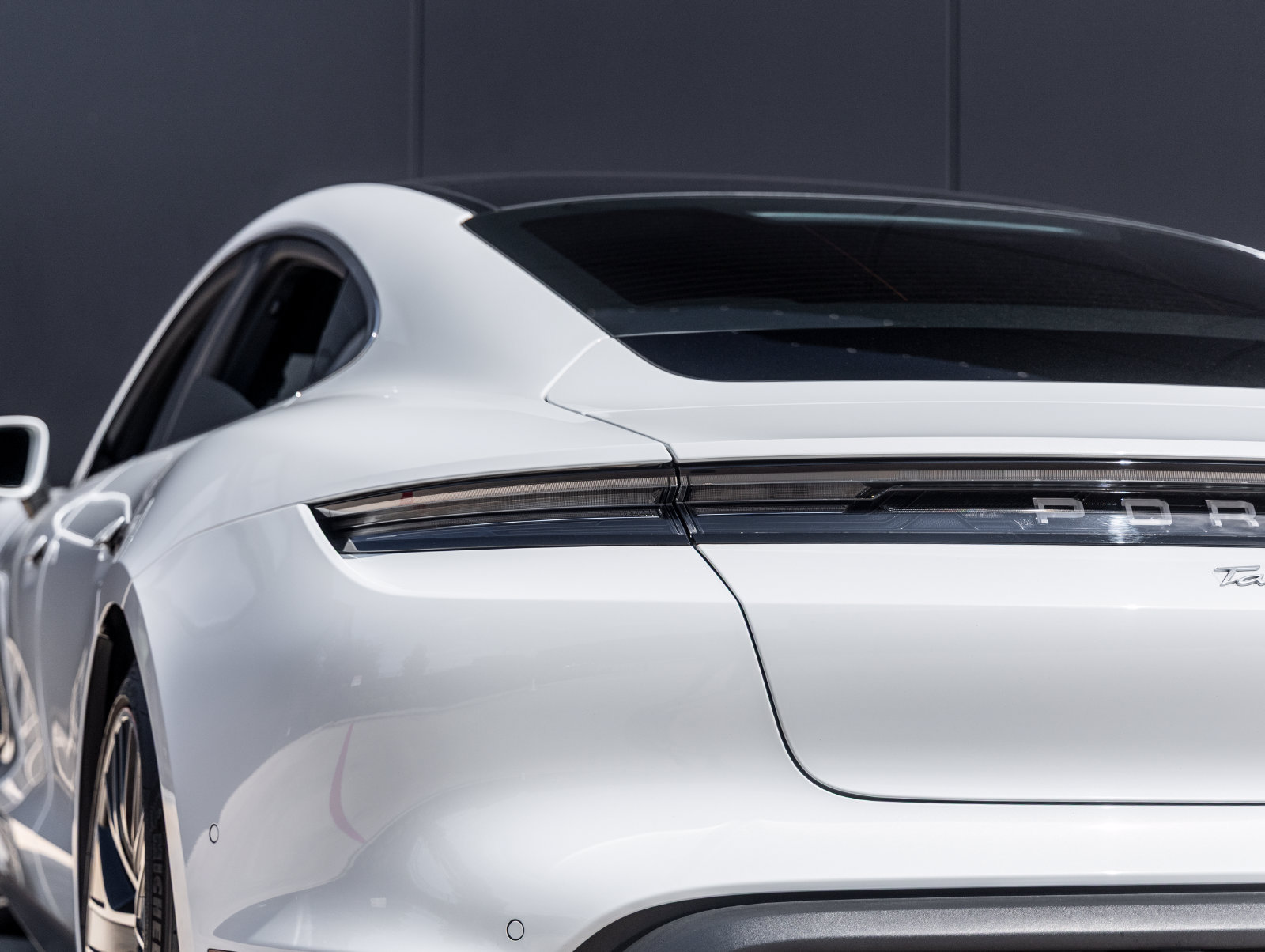 Certified 2023 Porsche Taycan 4S AWD/4WD image 14