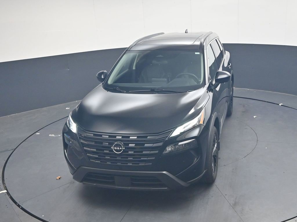 Certified 2026 Nissan Rogue Dark Armor FWD image 27