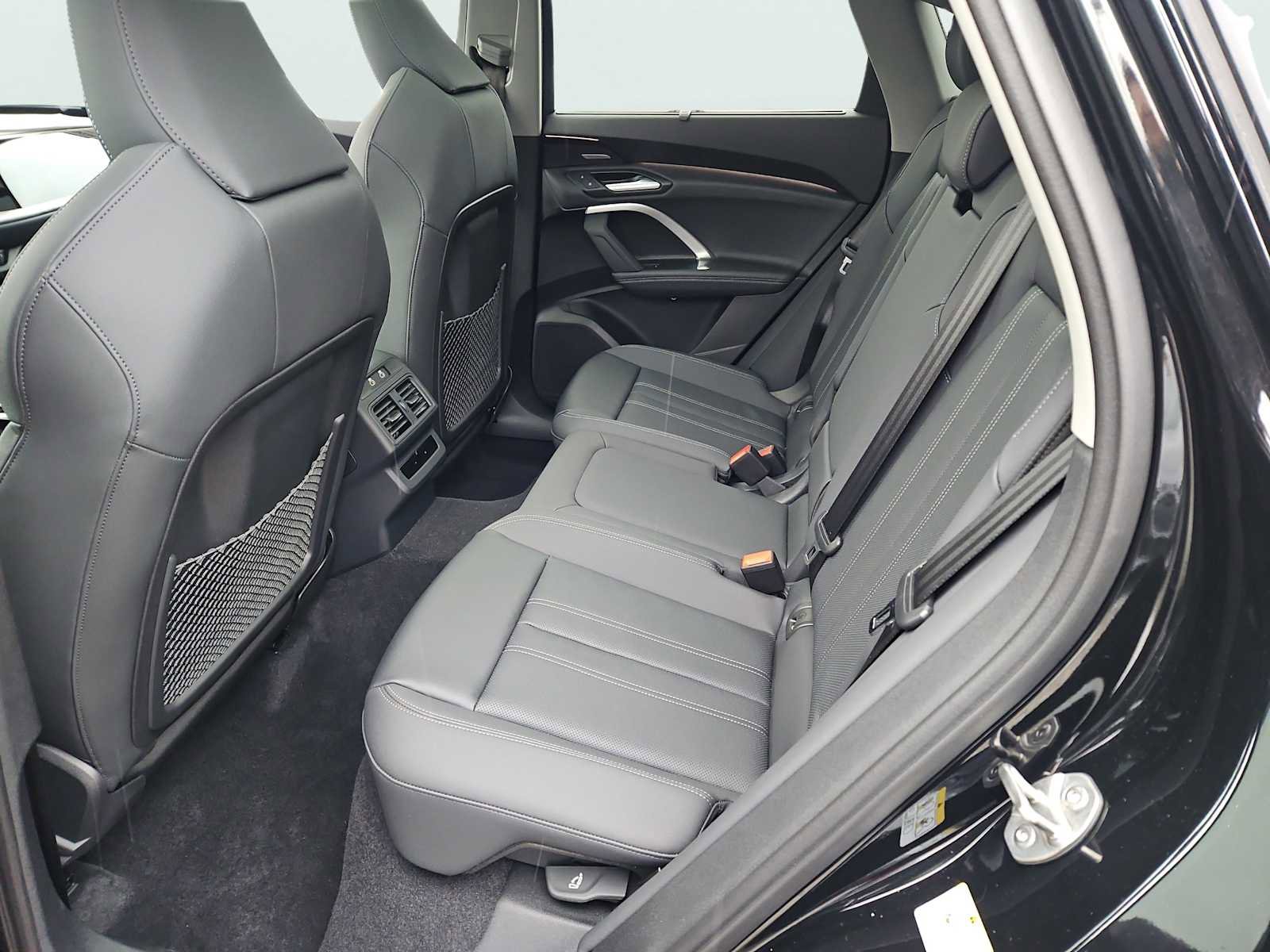 New 2025 Audi Q5 Premium Plus image 24