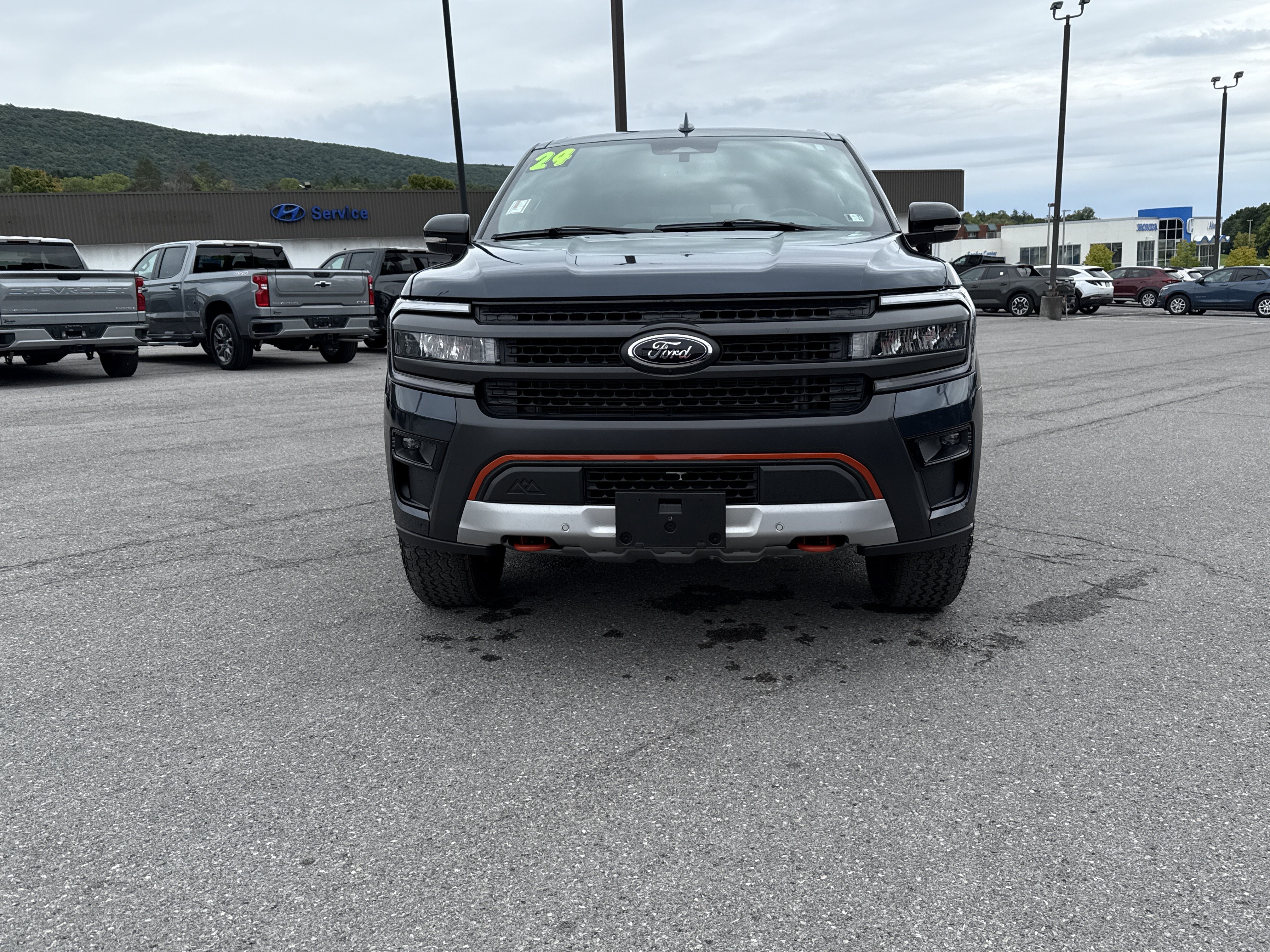 Used 2024 Ford Expedition Timberline AWD/4WD image 9