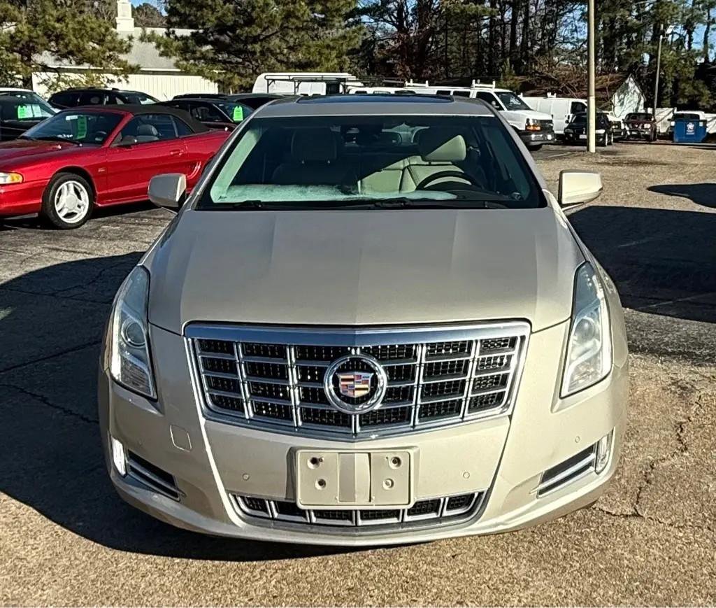Used 2013 Cadillac XTS Luxury w/ Driver Awareness Package FWD image 8