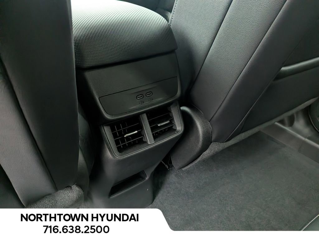 Used 2025 Chevrolet Equinox LT w/ Convenience Package II image 37