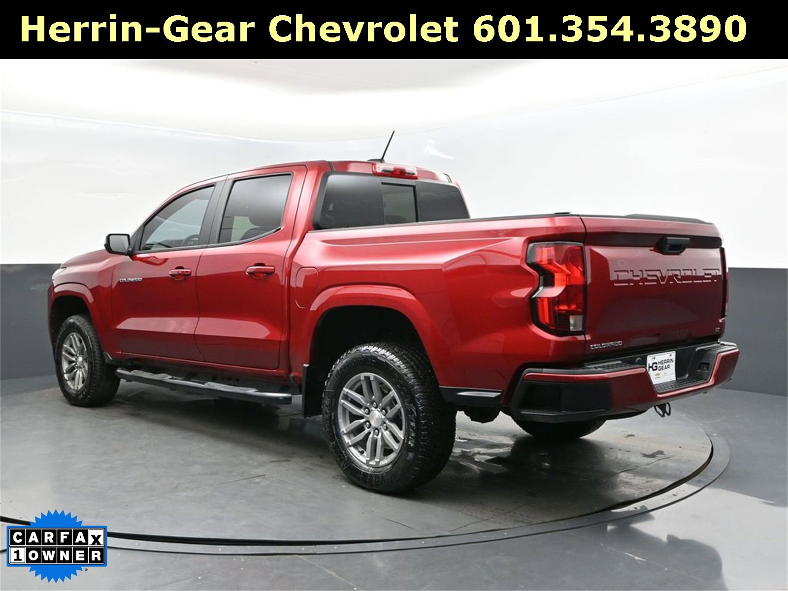 Used 2024 Chevrolet Colorado LT w/ LT Convenience Package II image 5