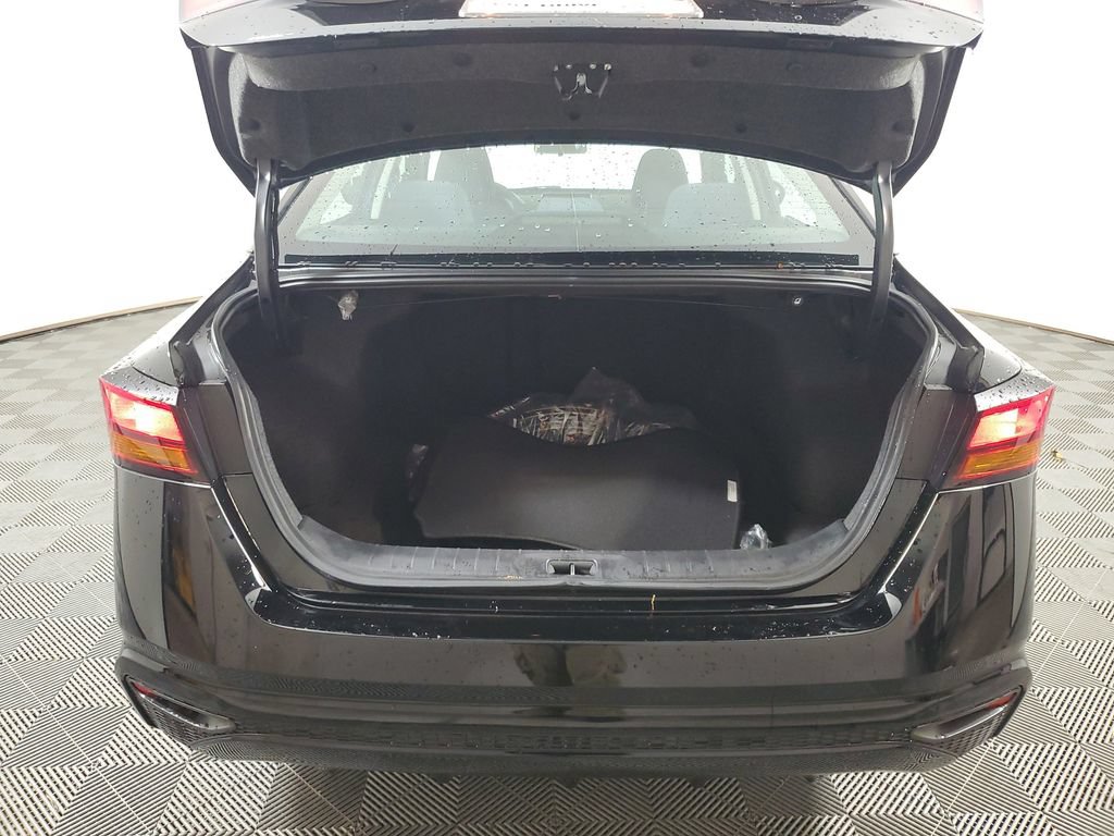 Used 2020 Nissan Altima 2.5 S FWD image 8