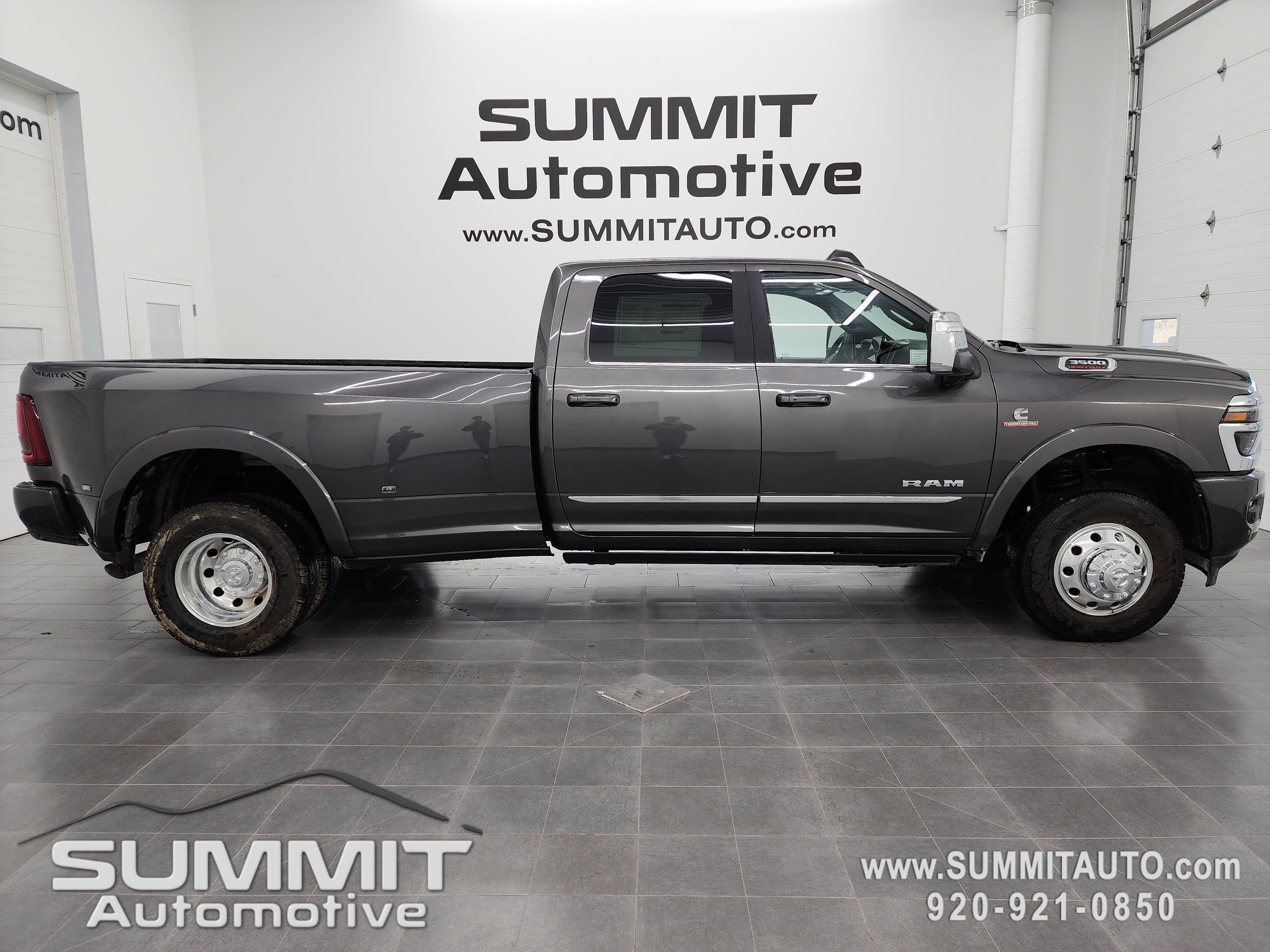 New 2026 RAM 3500 Limited 360° Tour