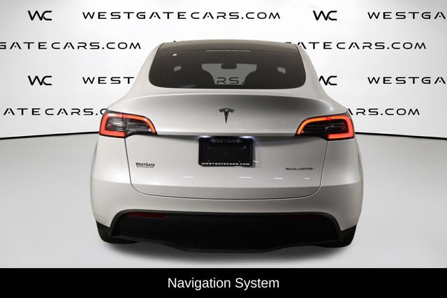 Used 2023 Tesla Model Y Long Range AWD/4WD image 4