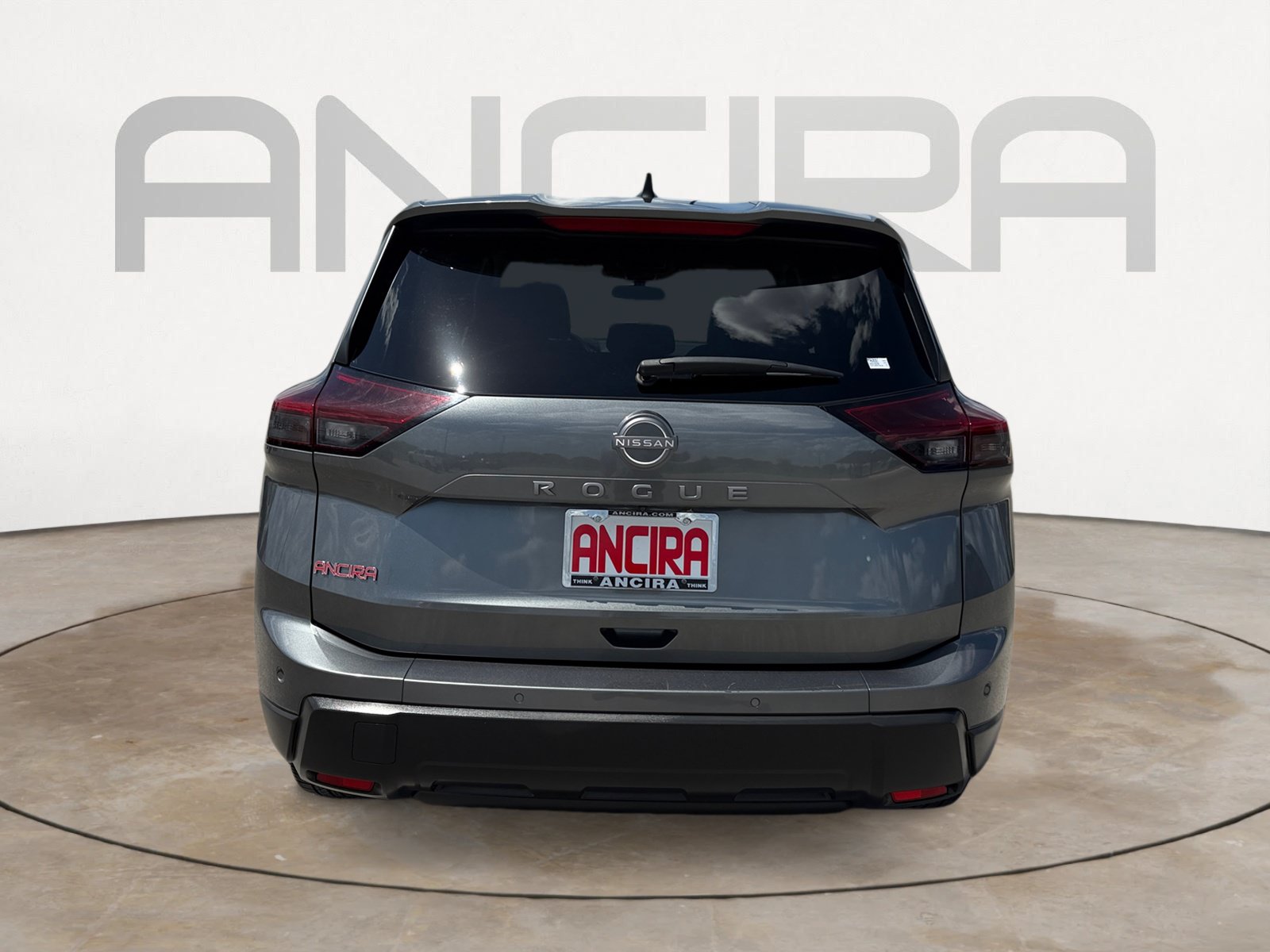 Used 2024 Nissan Rogue S FWD image 11