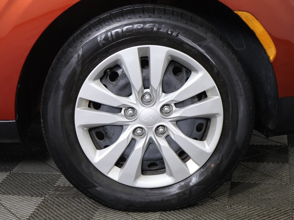 Used 2021 Kia Soul LX FWD image 18