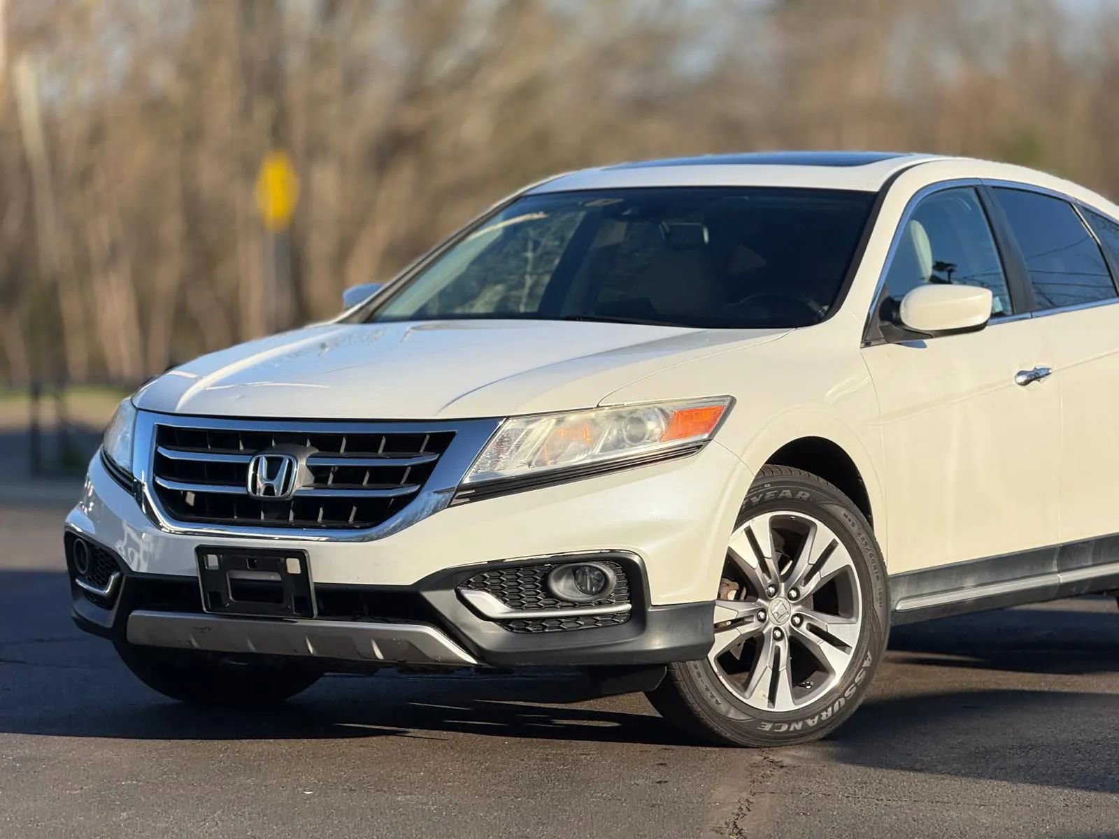 Used 2014 Honda Crosstour EX-L image 2
