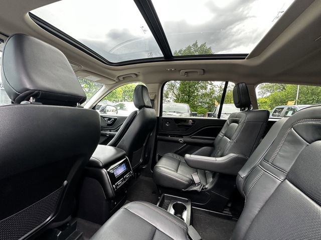 Certified 2024 Lincoln Aviator Reserve w/ Elements Package Plus AWD/4WD image 18