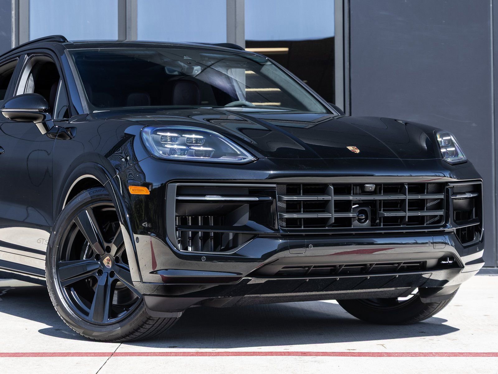 New 2026 Porsche Cayenne GTS image 9