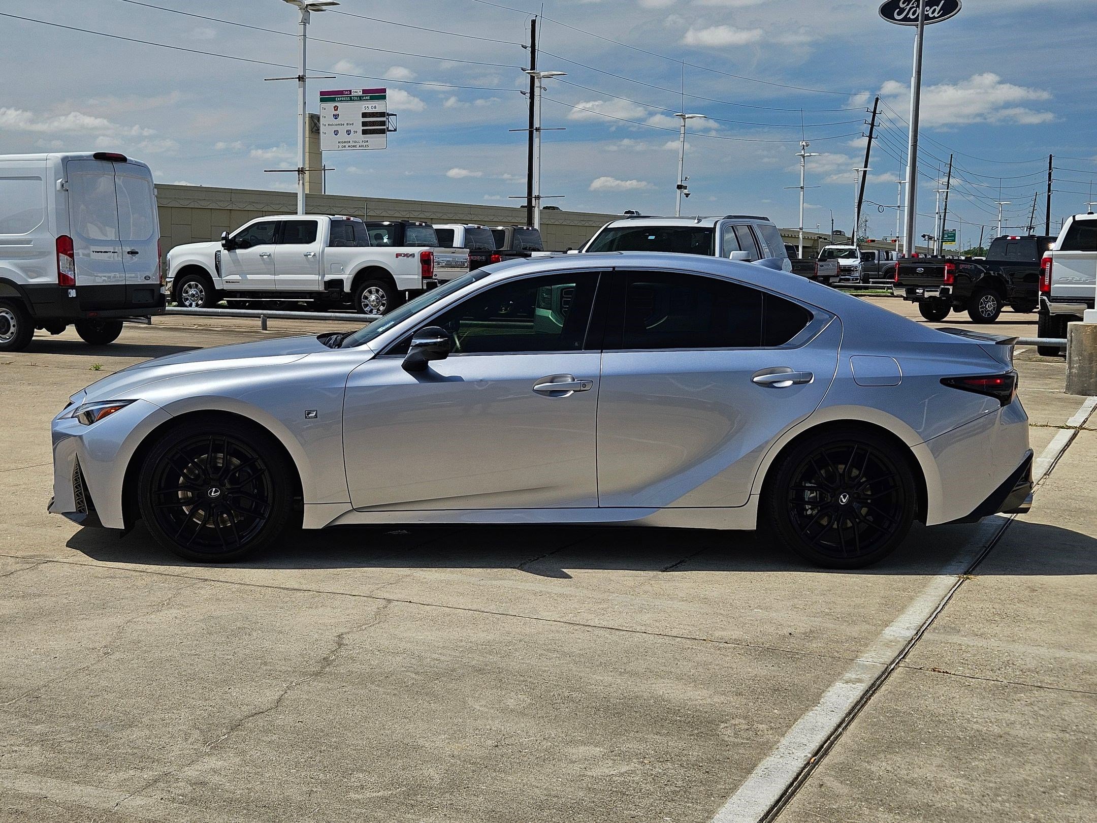 Used 2022 Lexus IS 350 F Sport w/ Dynamic Handling Package RWD image 6