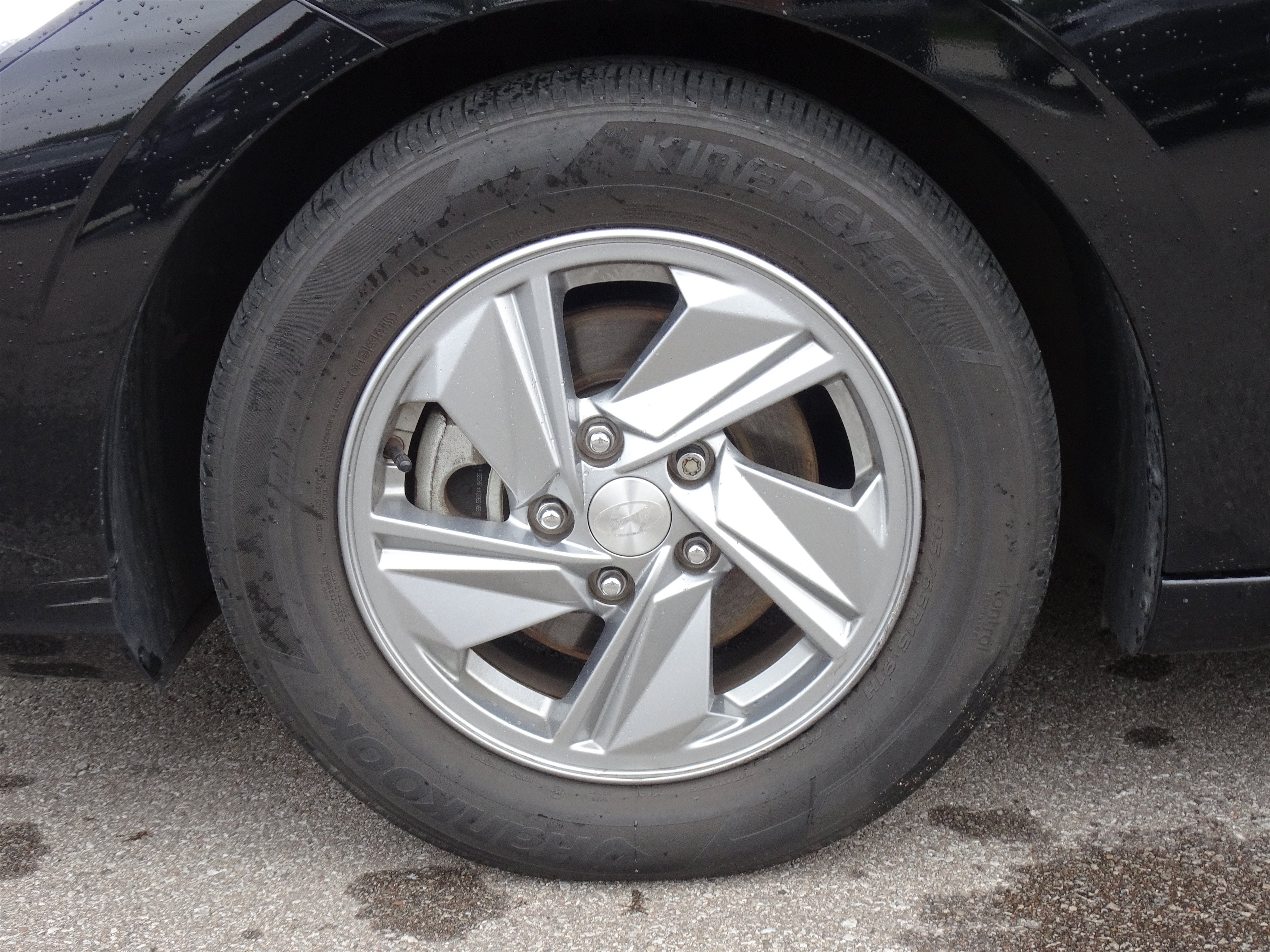 Used 2024 Hyundai Elantra SE FWD image 24