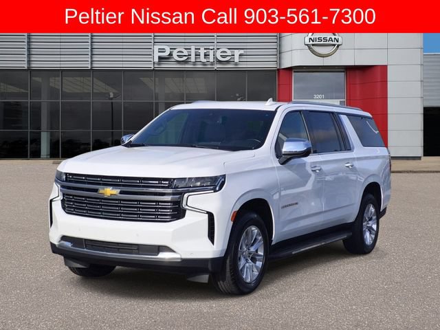 Used 2024 Chevrolet Suburban Premier RWD image 3