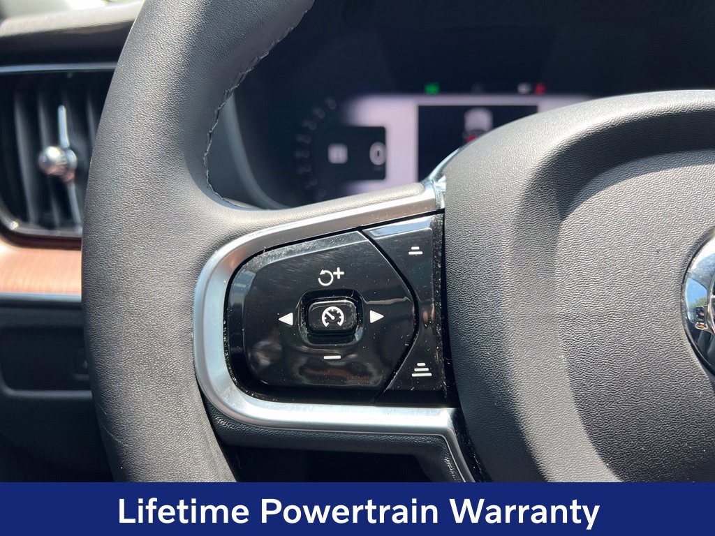 Certified 2024 Volvo XC60 B5 Core AWD/4WD image 20