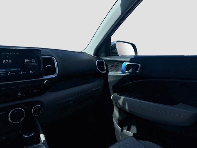 New 2026 Hyundai Venue SEL FWD image 23
