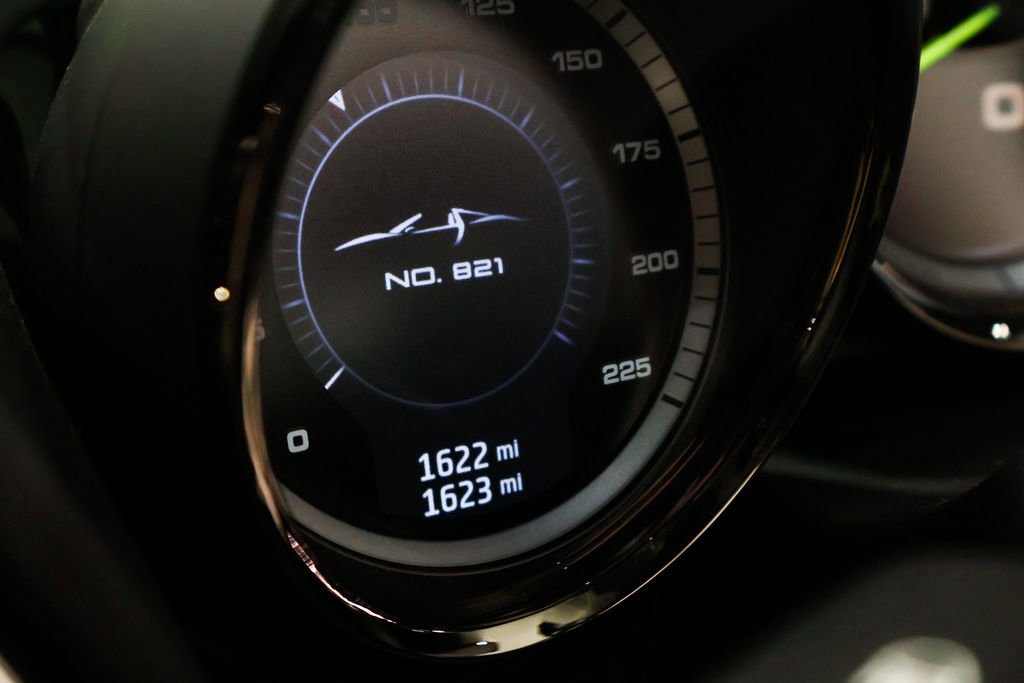 Used 2015 Porsche 918 Spyder image 45