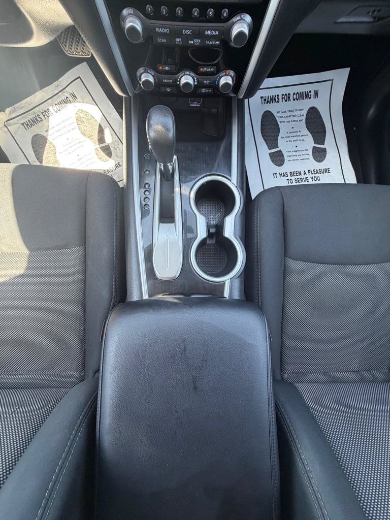 Used 2019 Nissan Pathfinder S FWD image 24
