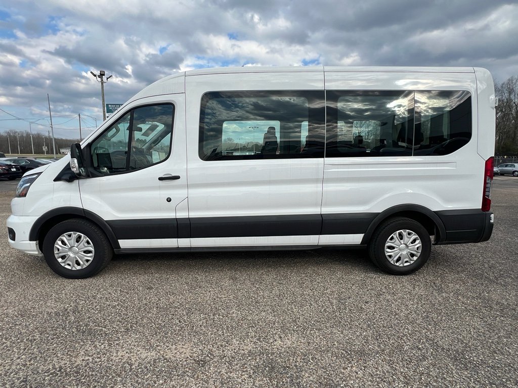 Used 2023 Ford Transit 350 XLT RWD image 6