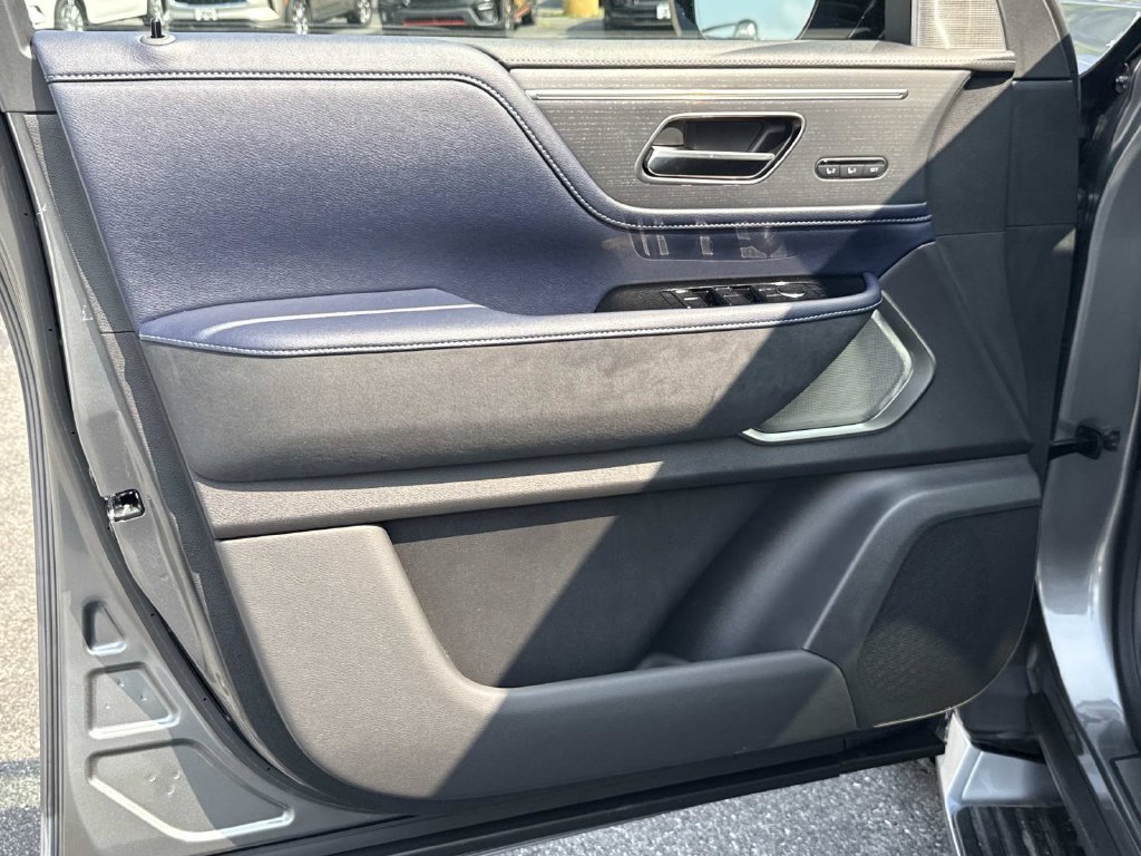 New 2027 INFINITI QX80 Sensory w/ Sport Exterior Package AWD/4WD image 15