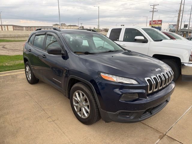 Used 2015 Jeep Cherokee Sport w/ Cold Weather Group image 2
