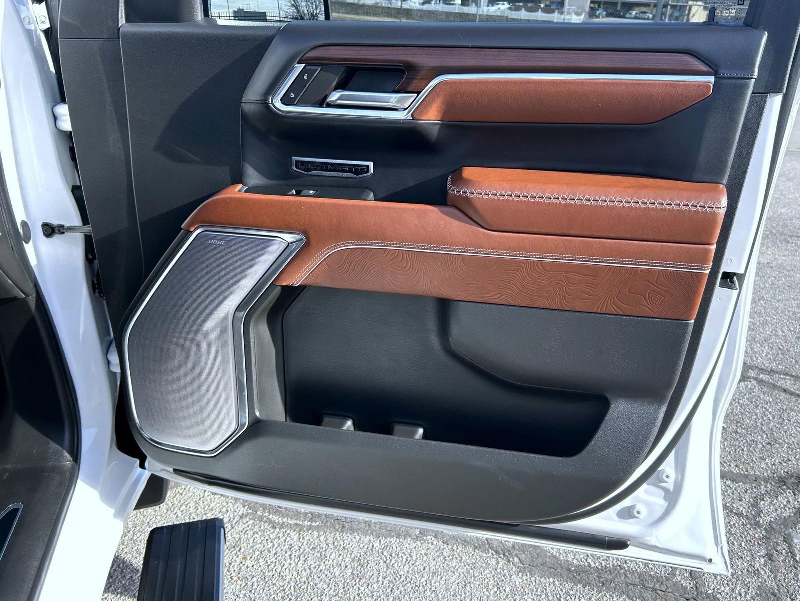 Used 2024 GMC Sierra 1500 Denali Ultimate image 15