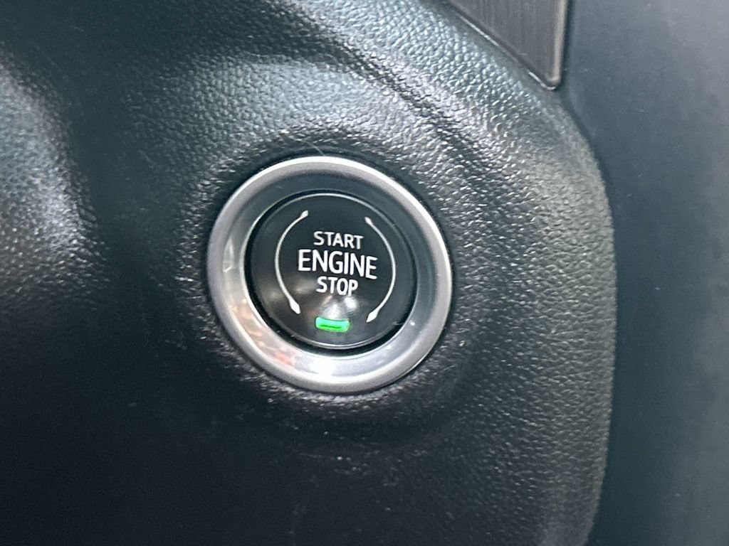 Used 2021 GMC Sierra 1500 AT4 w/ AT4 Value Package AWD/4WD image 17