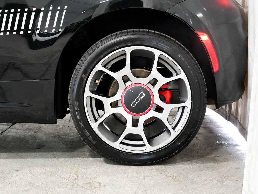 Used 2013 FIAT 500 Sport w/ Beats Audio Pkg FWD image 35