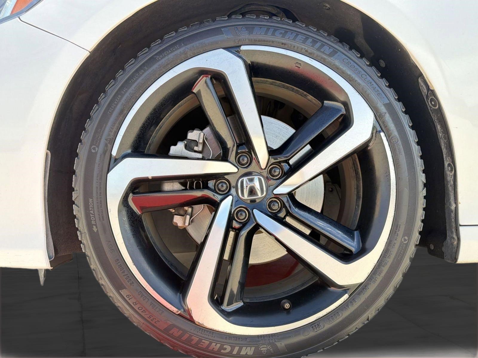 Used 2020 Honda Accord Sport image 10