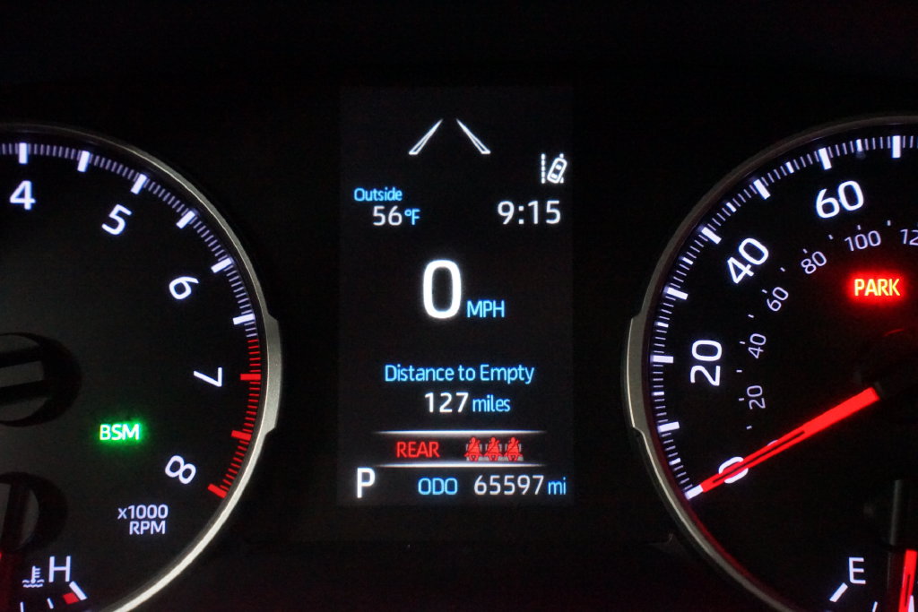 Used 2022 Toyota RAV4 XLE Premium FWD image 16