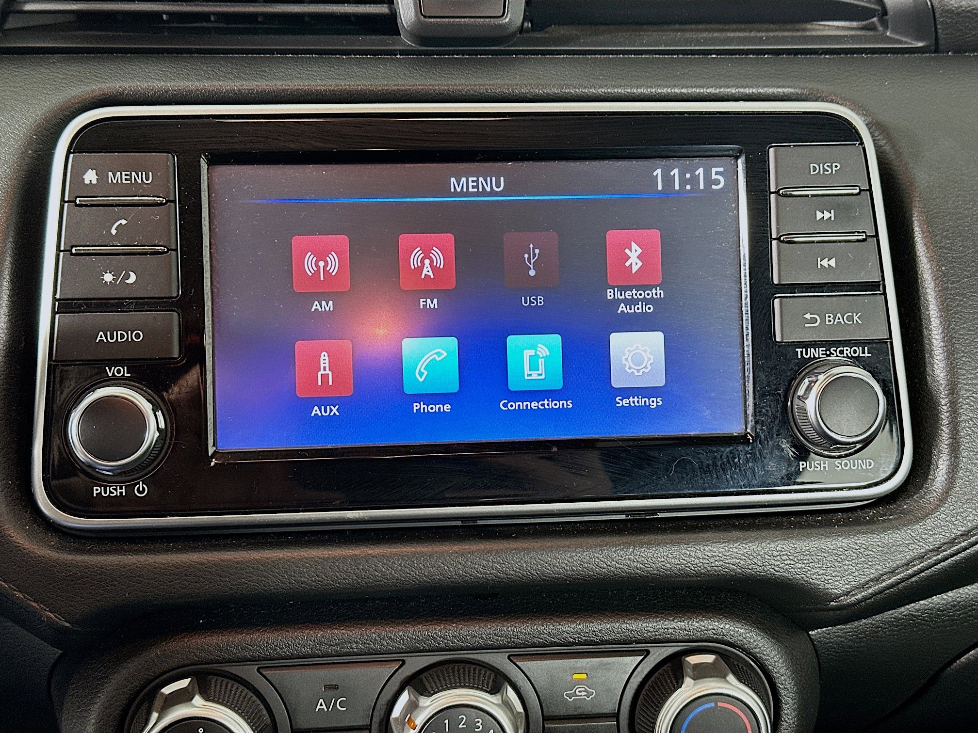 Used 2021 Nissan Versa S image 19