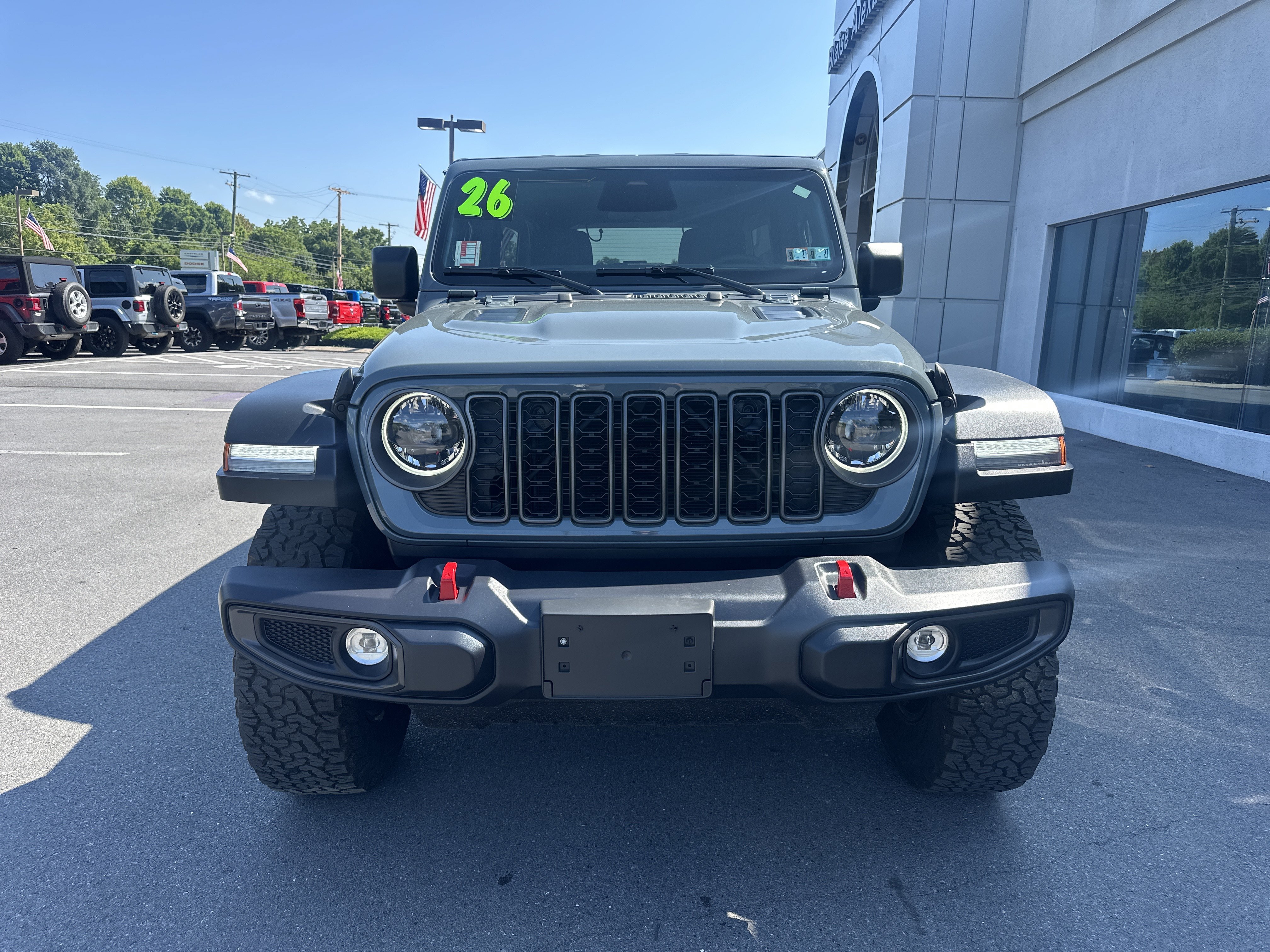 Certified 2026 Jeep Wrangler Unlimited Rubicon AWD/4WD image 9