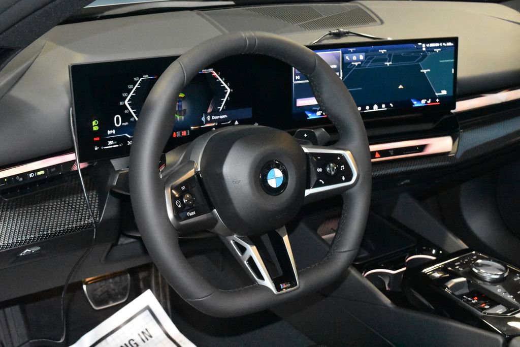 Certified 2026 BMW 540i xDrive w/ M Sport Package image 2