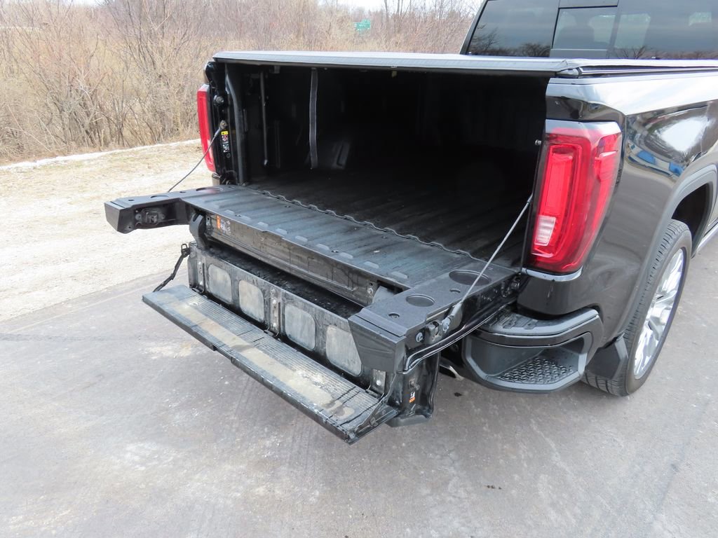 Used 2022 GMC Sierra 1500 Denali w/ Denali Reserve Package image 18