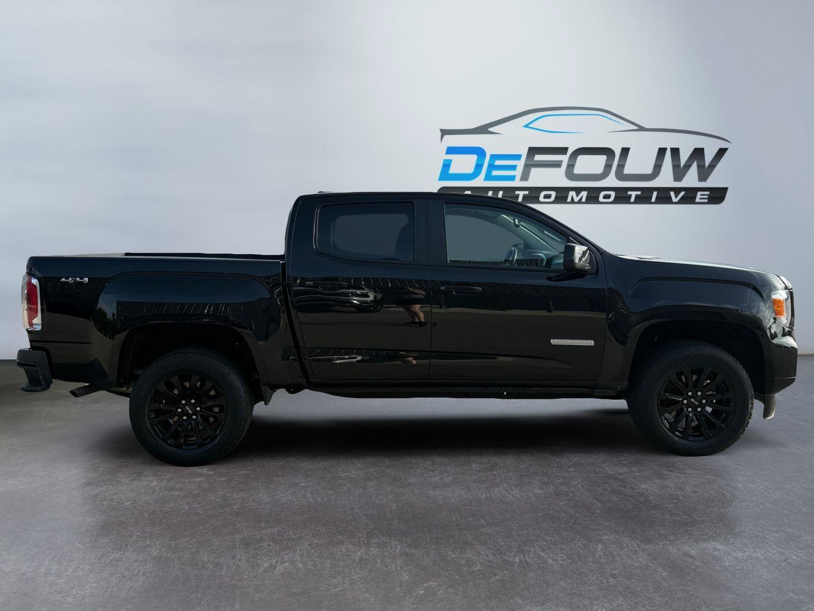 Used 2022 GMC Canyon Elevation w/ Trailering Package AWD/4WD image 2