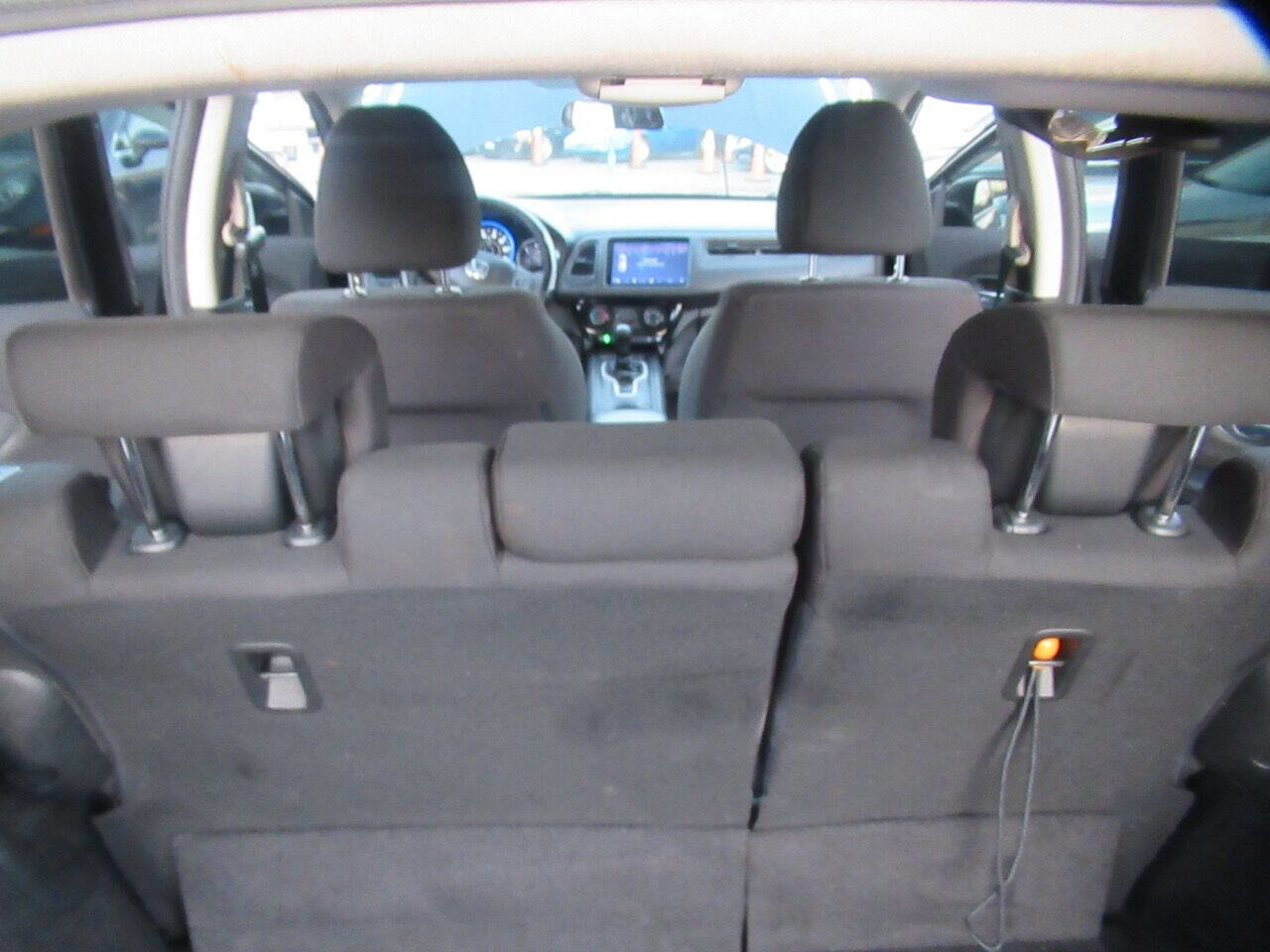 Used 2016 Honda HR-V LX image 33