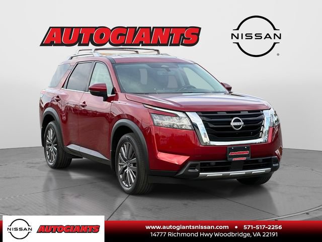 Used 2023 Nissan Pathfinder SL w/ SL Premium Package