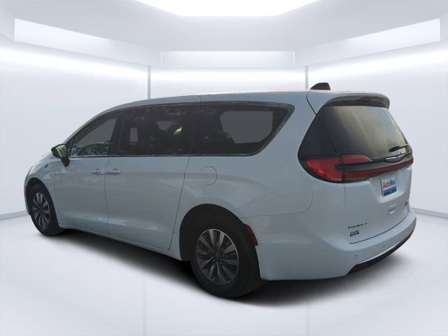 Used 2024 Chrysler Pacifica Limited FWD image 5