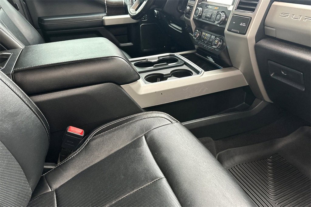 Used 2020 Ford F350 Lariat w/ Lariat Ultimate Package image 16