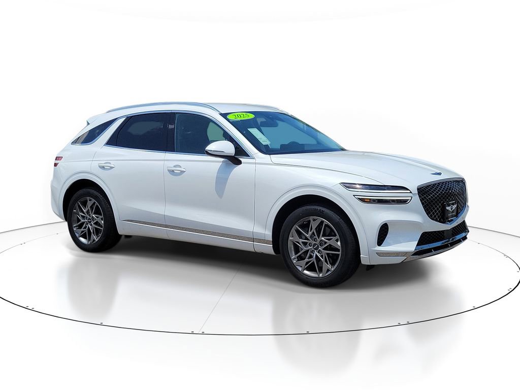 Certified 2025 Genesis GV70 2.5T AWD/4WD image 2