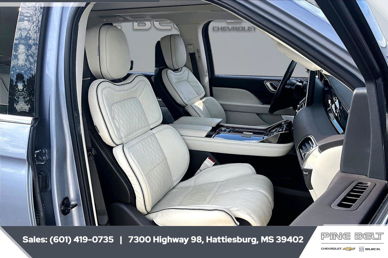 Used 2024 Lincoln Navigator Black Label AWD/4WD image 6