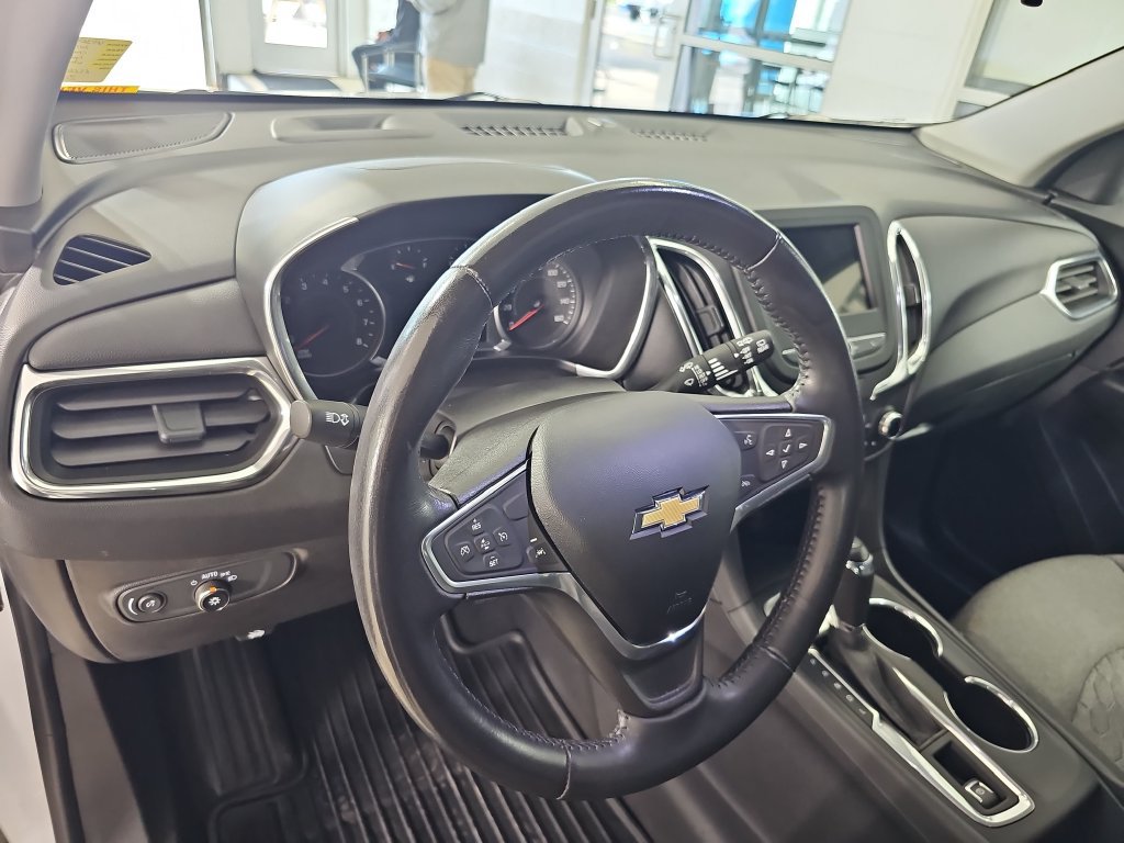 Used 2019 Chevrolet Equinox LT w/ Driver Convenience Package FWD image 21