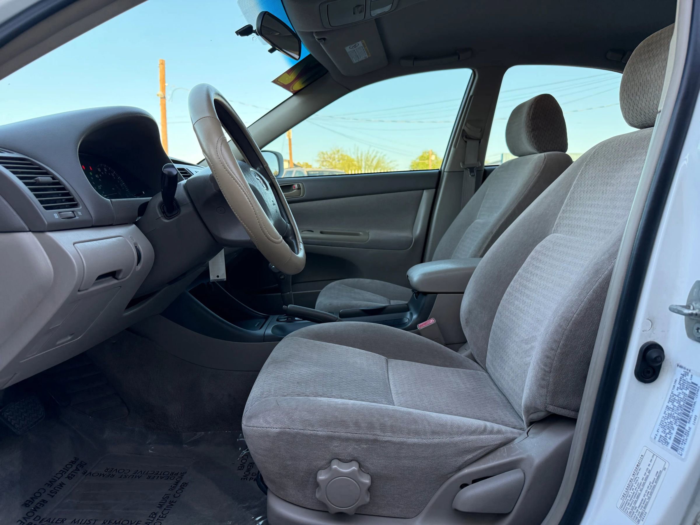 Used 2002 Toyota Camry LE FWD image 9