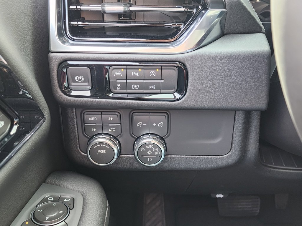 New 2026 GMC Yukon XL Denali w/ Sun & Power Step Package image 19