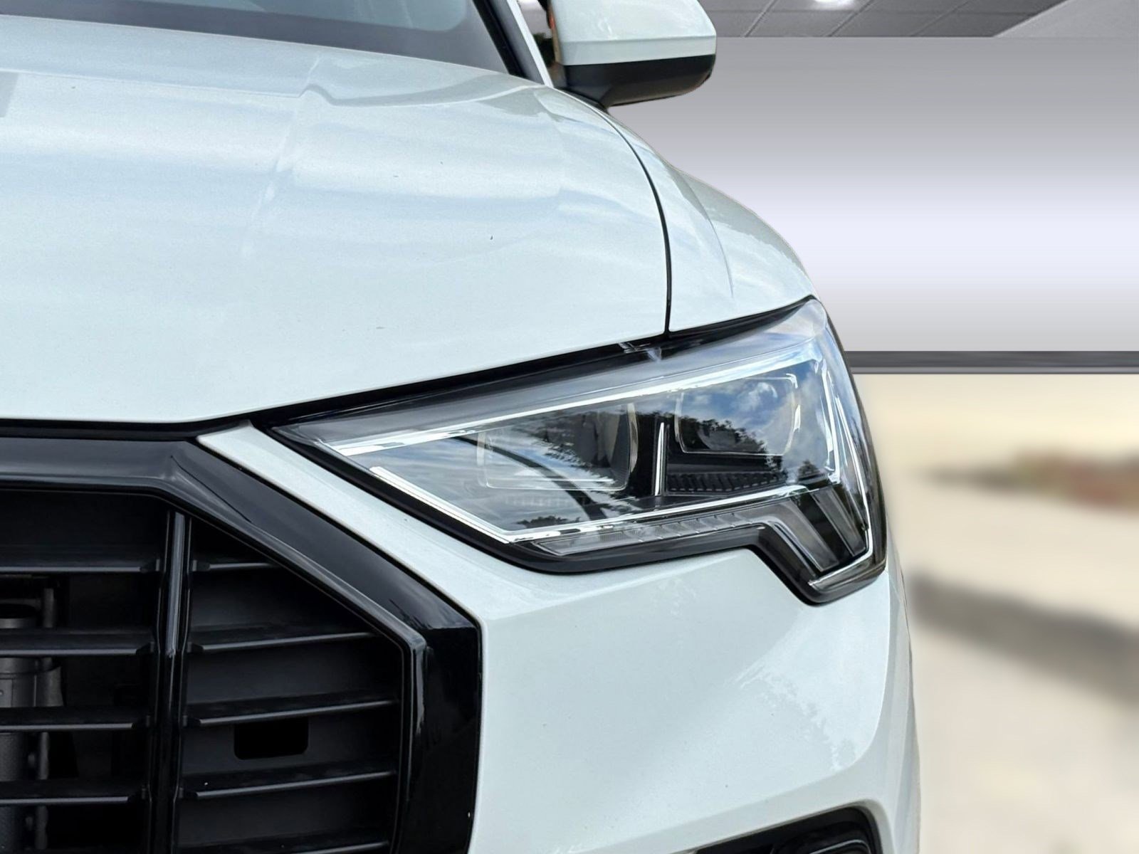 New 2025 Audi Q3 2.0T Premium image 11