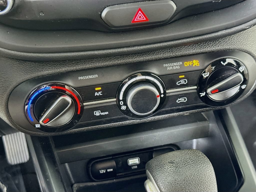 Used 2023 Kia Soul FWD image 26